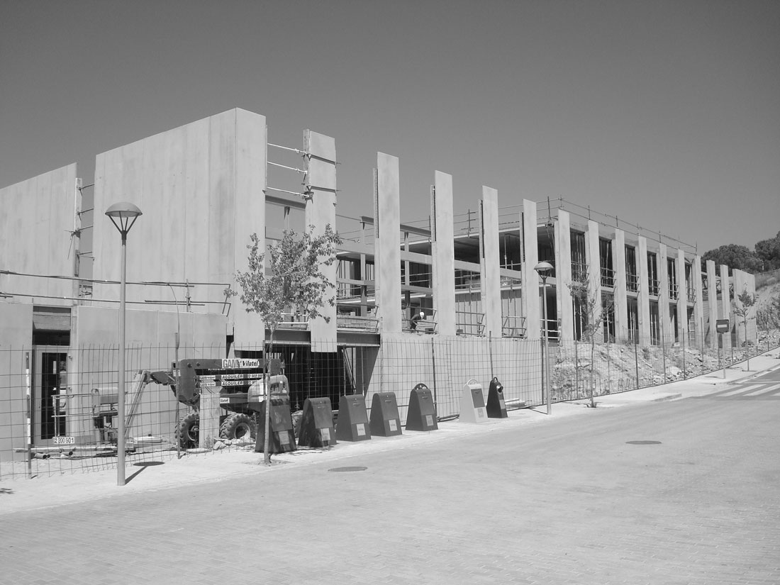 CEIP Sant Feliu de Guíxols edificación hormigón prefabricado Roansa