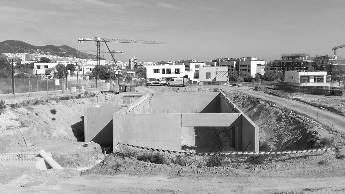 Vivienda ciudad mediterránea construcción hormigón prefabricado Roansa